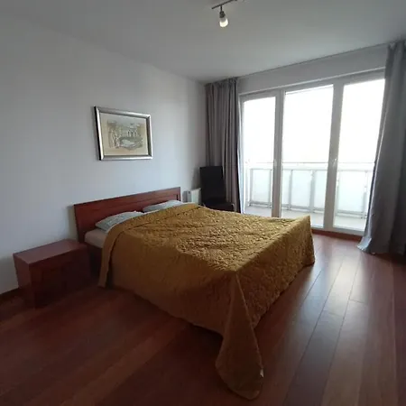 Private Of - Free Parking Apartment *