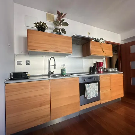 Private Of - Free Parking Apartment *