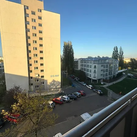 Private Of - Free Parking Apartment