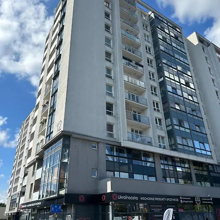 Private 1br For 4 Free Spacious Premium Parking & Netflix Апартаменти *